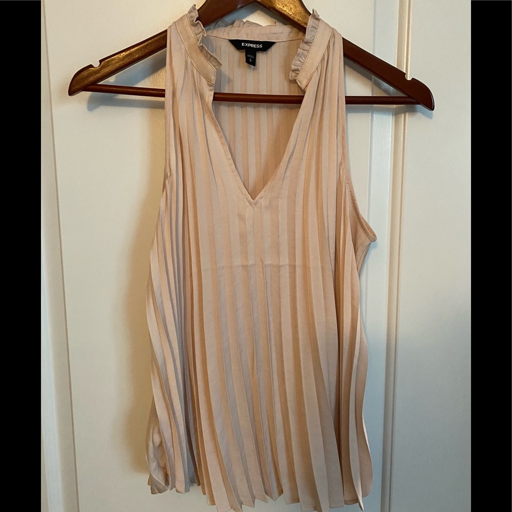 NWOT. Nude Express tank.